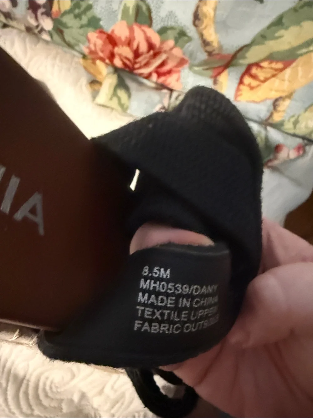 MIA soft brown
